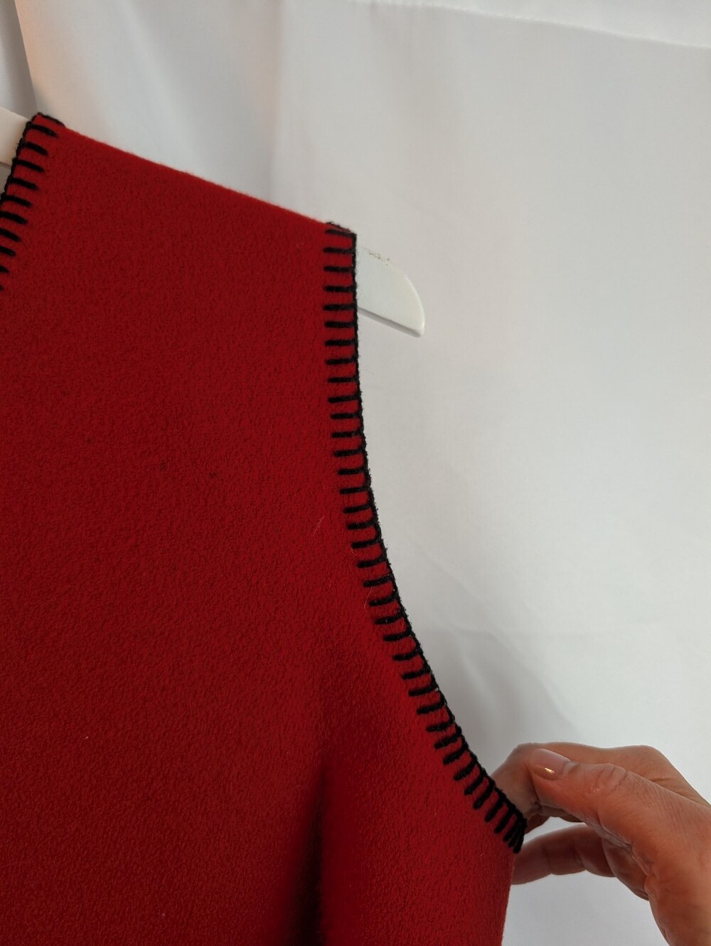 Vintage Ivalu Red Wool Vest Inuit Art Button | Made in Canada | Whipstitch Trim - Picture 3 of 9